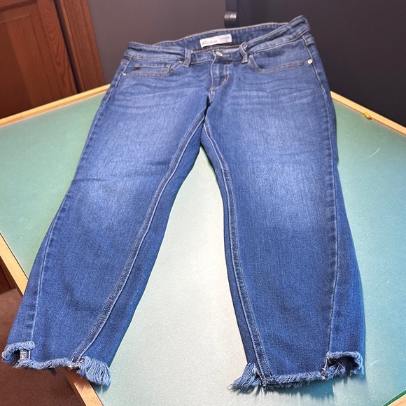KanCan Distressed Blue Ankle Jeans - Picture 1 of 10